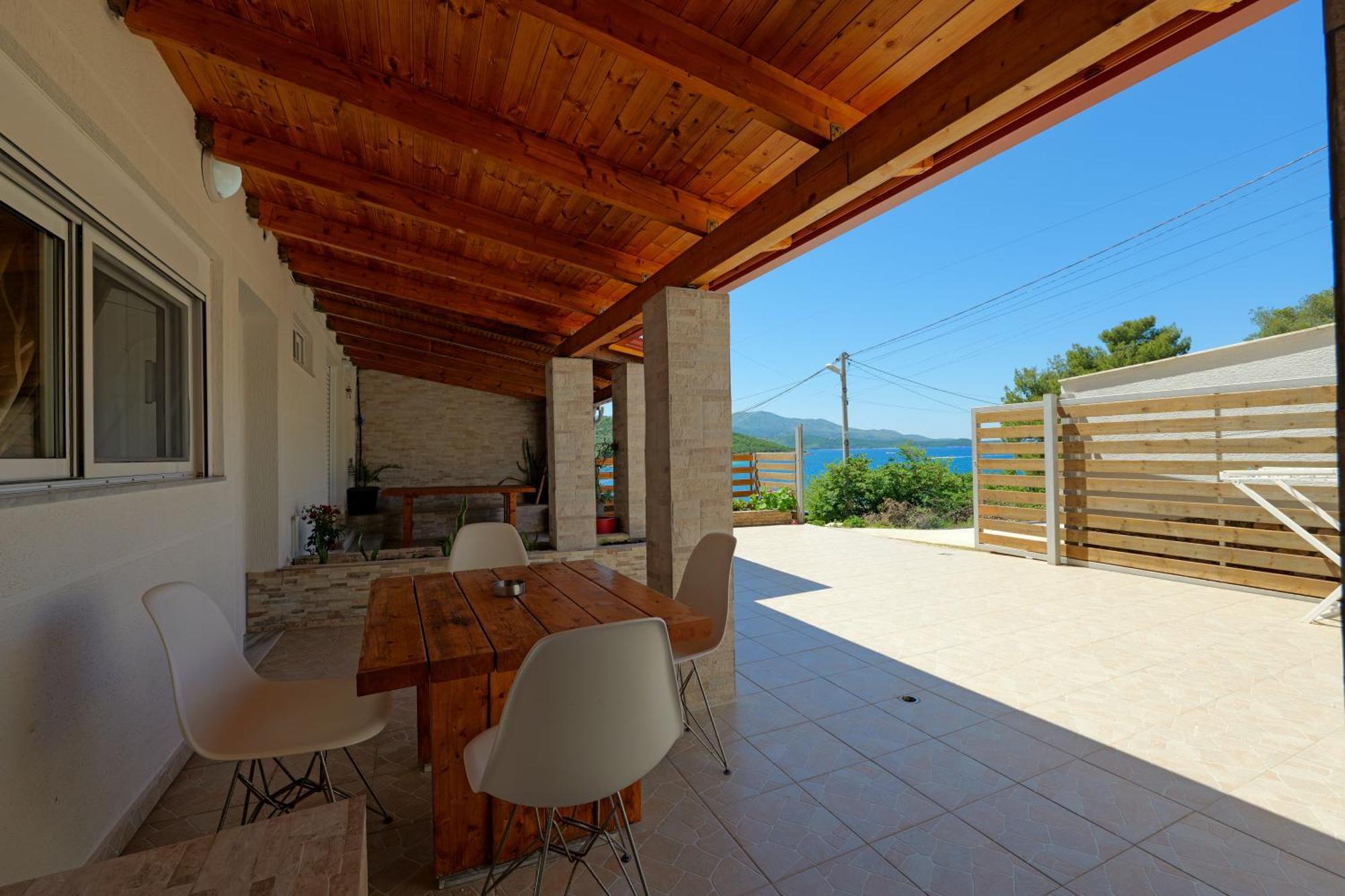 Livia'S Guesthouse كساميل المظهر الخارجي الصورة