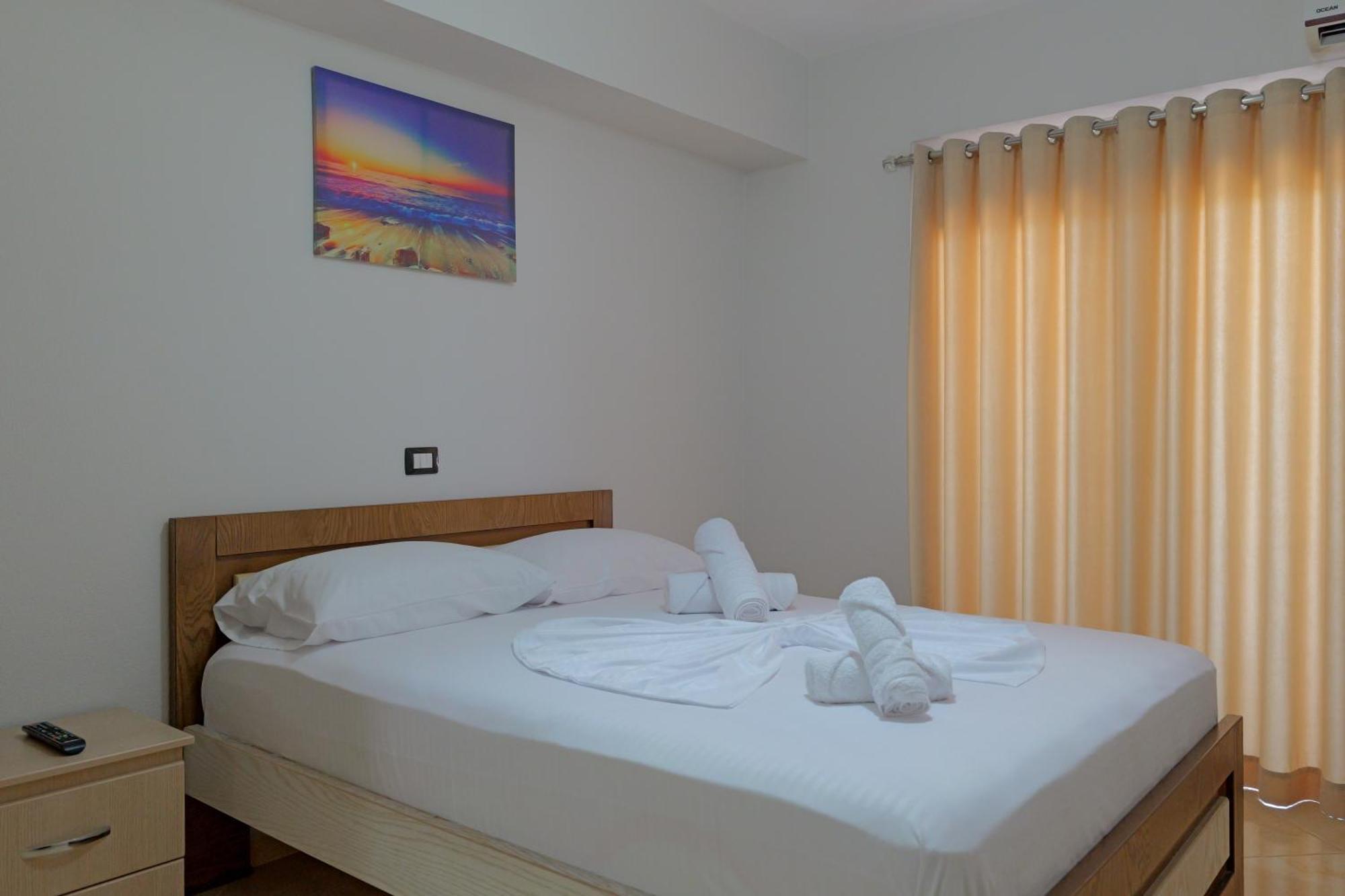 Livia'S Guesthouse كساميل المظهر الخارجي الصورة